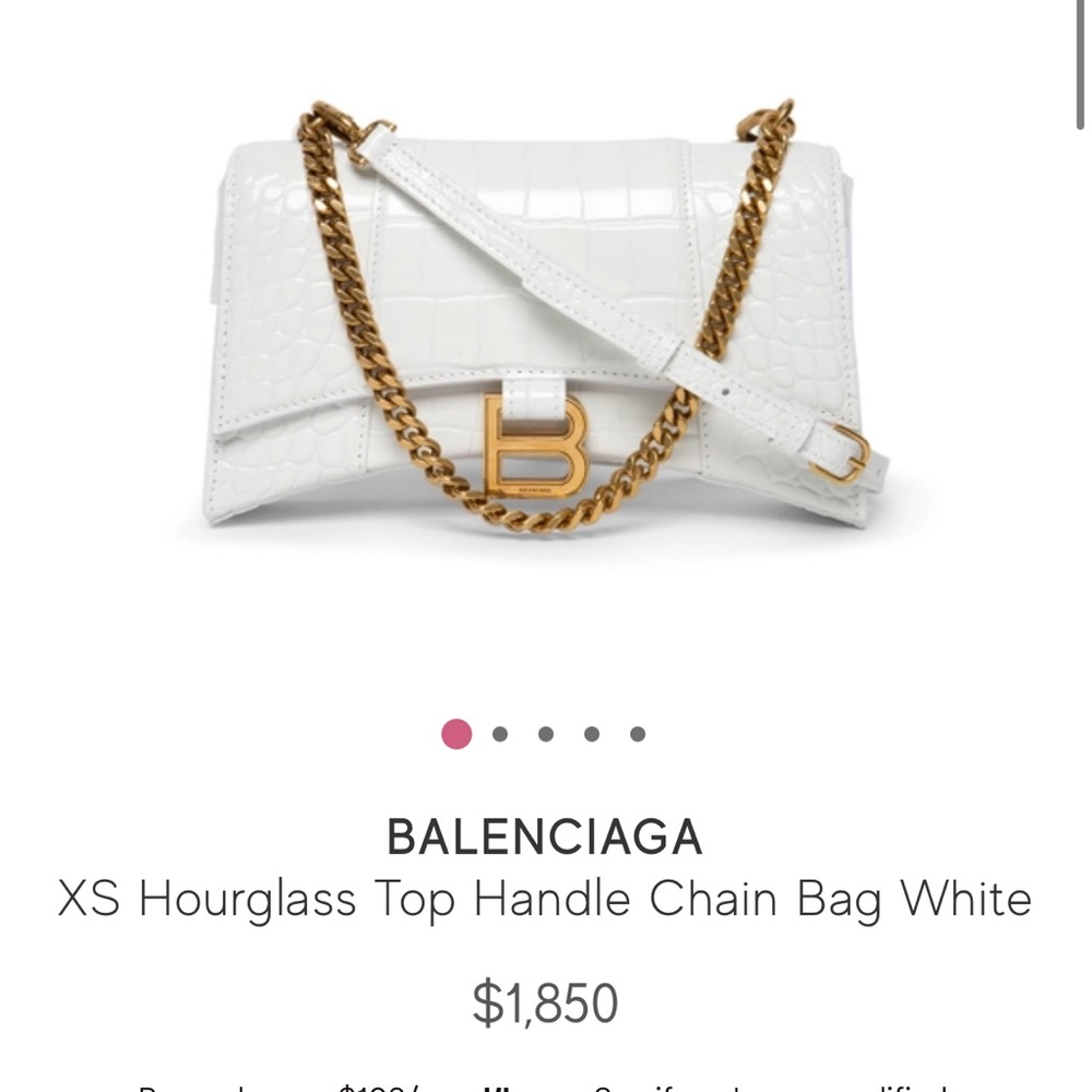 X-Small Balenciaga bag. Fits an iPhone 12 Pro Max, keys, small wallet